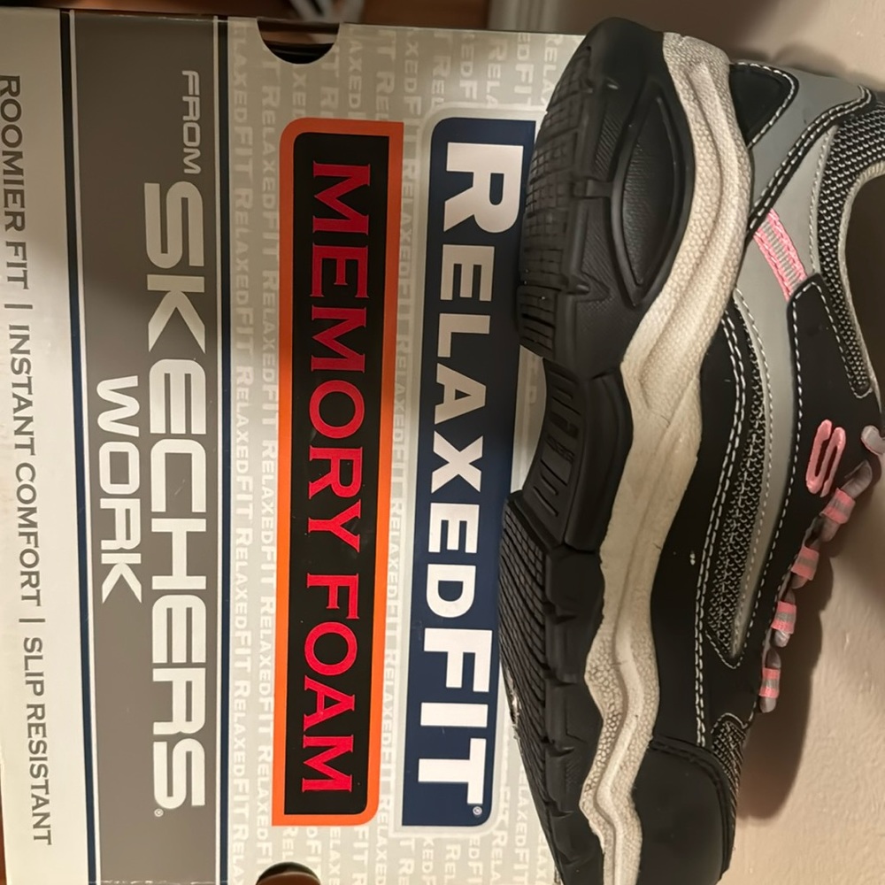 Steel toe work boots